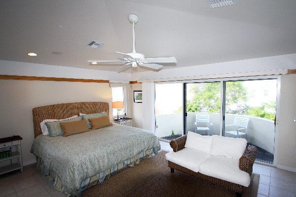 Serenity Four Bedroom Villa 홈즈비치 외부 사진